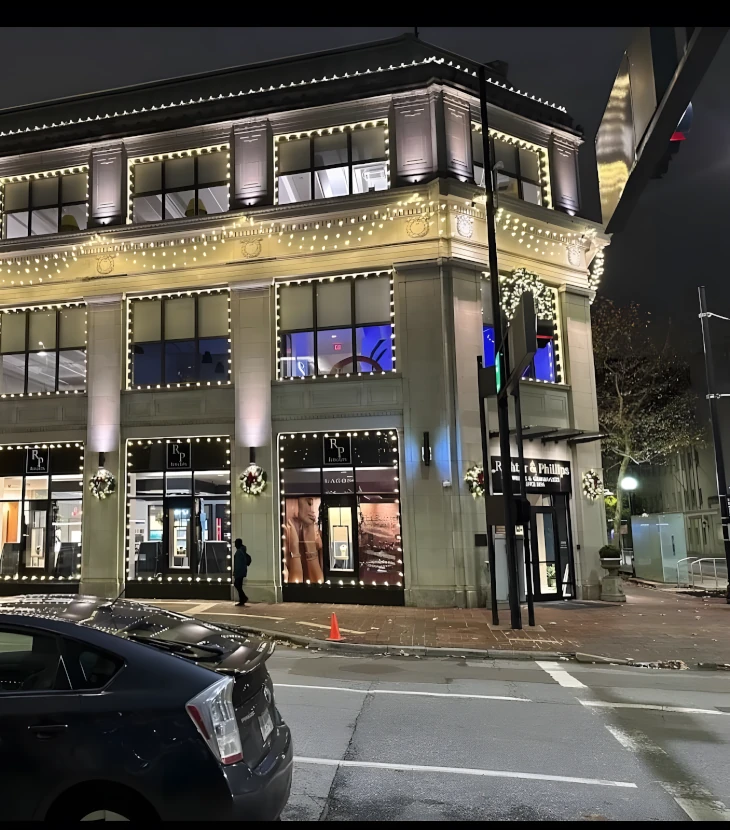 commercial christmas lighting